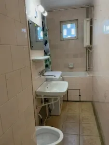 2 camere etaj 2/4 aproape de Medicina - foto 3