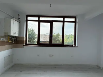 Apartament 3 camere | Burdujeni | Bloc Nou | Decomandat | 3c-4512 - foto 2