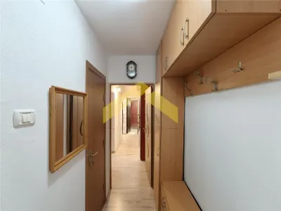 Apartament 2 camere de vanzare in zona Aurel Vlaicu - foto 8