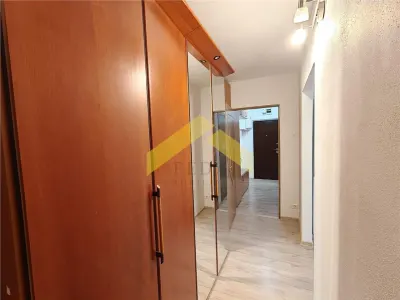 Apartament 2 camere de vanzare in zona Aurel Vlaicu - foto 9