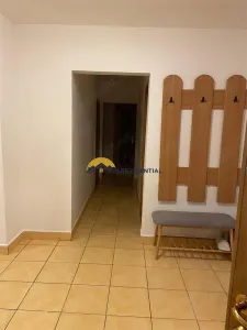 Metrou Aparatorii Patriei-apartament 3 camere cu centrala termica proprie - foto 8