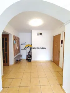 Metrou Aparatorii Patriei-apartament 3 camere cu centrala termica proprie - foto 9