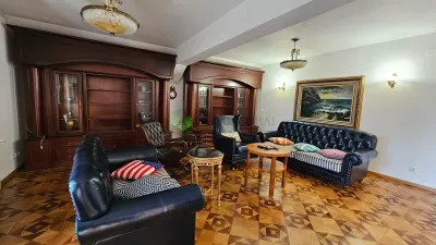 CASĂ DE LUX DE ÎNCHIRIAT ÎN SÂNPETRU – MOBILATĂ ȘI UTILATĂ PREMIUM - foto 17