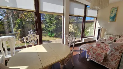 CASĂ DE LUX DE ÎNCHIRIAT ÎN SÂNPETRU – MOBILATĂ ȘI UTILATĂ PREMIUM - foto 20