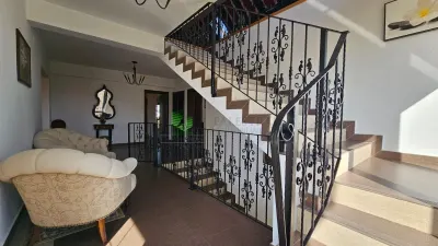 CASĂ DE LUX DE ÎNCHIRIAT ÎN SÂNPETRU – MOBILATĂ ȘI UTILATĂ PREMIUM - foto 5