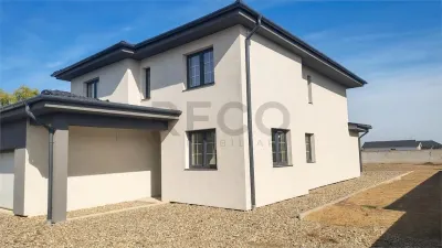 RECO Casa in Oradea teren 844m2 - foto 2