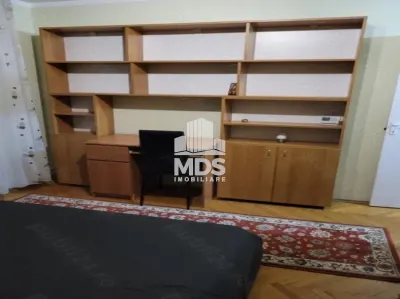 Decomandat cu centrala termica la et 3 linga Padurice - foto 3
