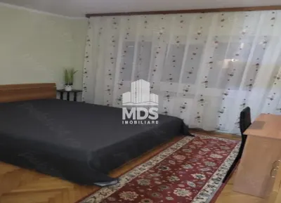 Decomandat cu centrala termica la et 3 linga Padurice - foto 4