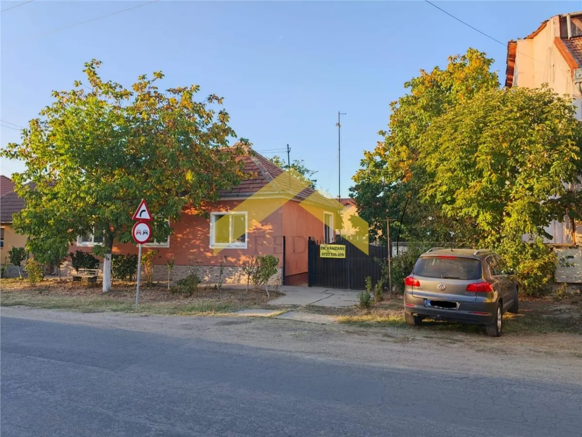 Casă 5 camere Livada - poza 1