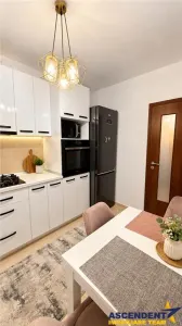 Apartament 2 camere decomandat, renovat, balcon, parcare, boxa,Tractorul, Brasov - foto 10
