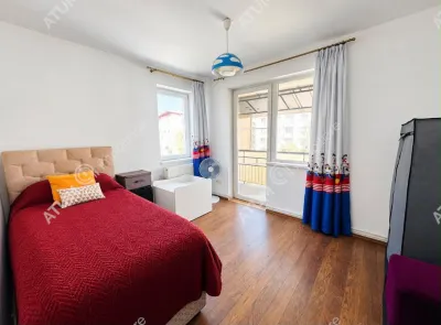 De vanzare apartament cu 3 camere decomandate si balcon in zona Turnisor din Sibiu - foto 5