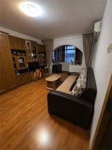 Apartament 2 camere zona Alexandru cel Bun - foto 2