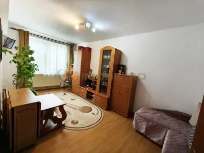 Apartament 3 camere zona Poitiers - Frumoasa - foto 3
