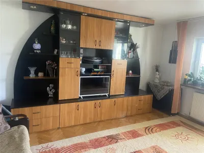 Apartament 3 camere Focșani - poza 2