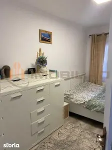 Apartament 4 camere zona cartier Nicolina 1 - foto 2