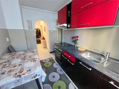 Apartament 2 camere decomandat si balcon etaj 1 zona Rahova - foto 11