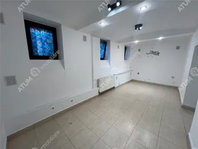 Spatiu de inchiriat pretabil birouri clinica situat in zona ultracentrala din Sibiu - foto 6