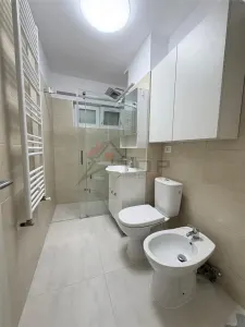 Apartament 3 camere, RENOVAT complet, FARA RISC, Podu Ros - foto 7