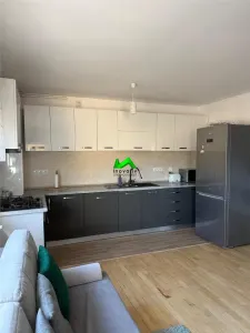 Apartament de inchiriat 3 camere Sibiu Lazaret - foto 1