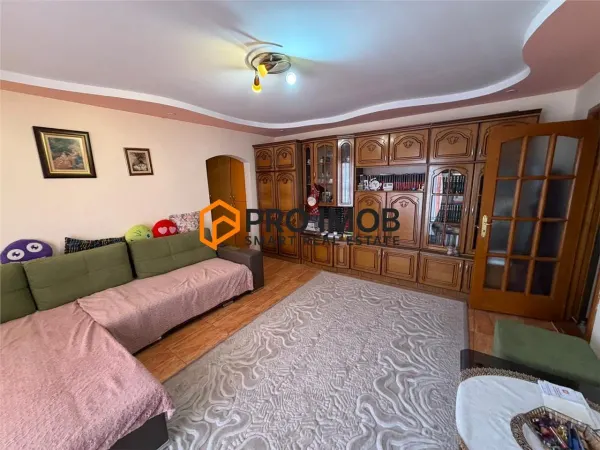 Apartament 3 camere Buzău - poza 2