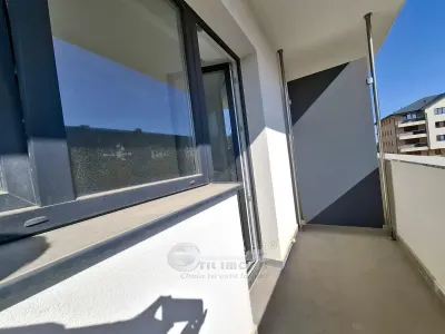 Apartament 3 camere decomandat, 2 bai, bloc nou, 83,7 mp, Galata Iasi, bloc intabulat - foto 3