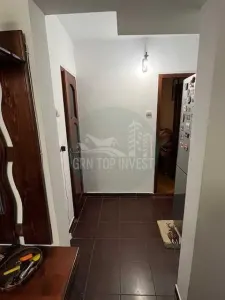 Apartament decomandat 3 camere in Vasile Aaron - foto 8