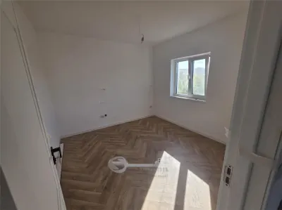 Apartament 2 camere Bucium - Visan  - et. 1 - foto 3