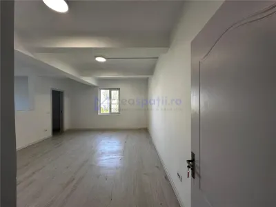 Spatii birouri, depozitare de la 10mp la 250mp, Tomesti, zona Fabrica Bere 7 Coline - foto 10
