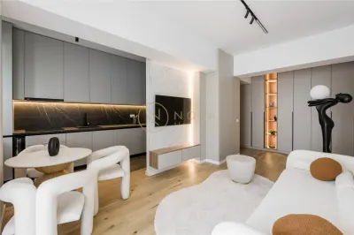 Inchiriere 2 camere Ultralux First Estates parcare - Bucuresti