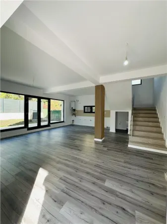 Casă 6 camere Tunari - poza 1