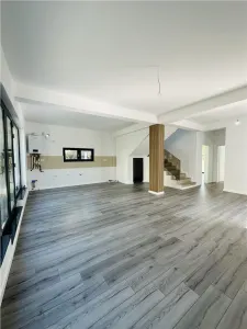 Casă 6 camere Tunari - poza 2