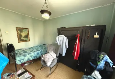 Proprietar vand apartament Crangasi - foto 3