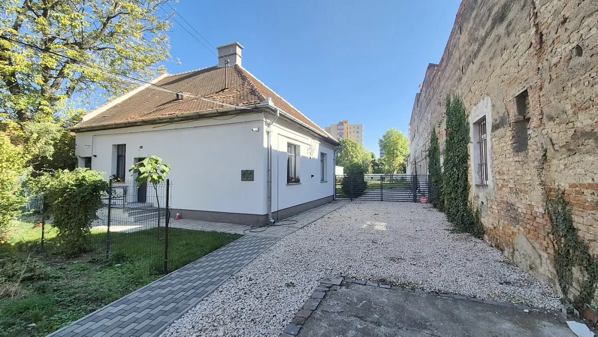 Casă 4 camere Brașov - poza 2