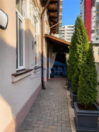 Casă 4 camere București - poza 1