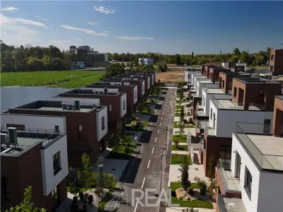Vile Premium de Vanzare Marina Snagov - Piscina si Marina Privata - foto 10