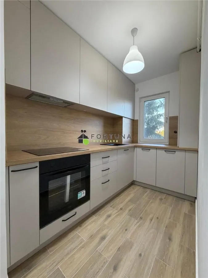 Apartament 2 camere Brașov - poza 1