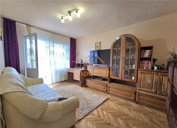 Apartament 3 camere Oradea - poza 1