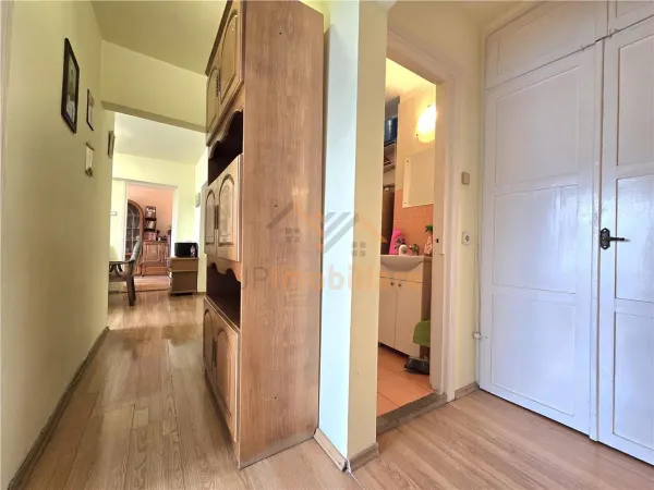 Apartament 3 camere Oradea - poza 10