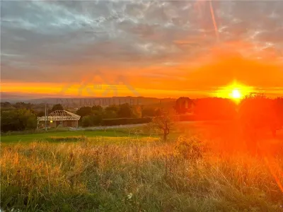 Teren intravilan Baia Sprie, la drumul principal spre Sisesti - Baia Sprie