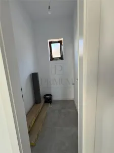 Duplex pe parter - 3 dormitoare -  curte amenajata - la cheie - strada asfaltata - foto 15