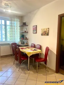 Apartament cu 3camere, etaj1, bloc de 4 nivele, langa Piata Tractorul, Brasov - foto 9
