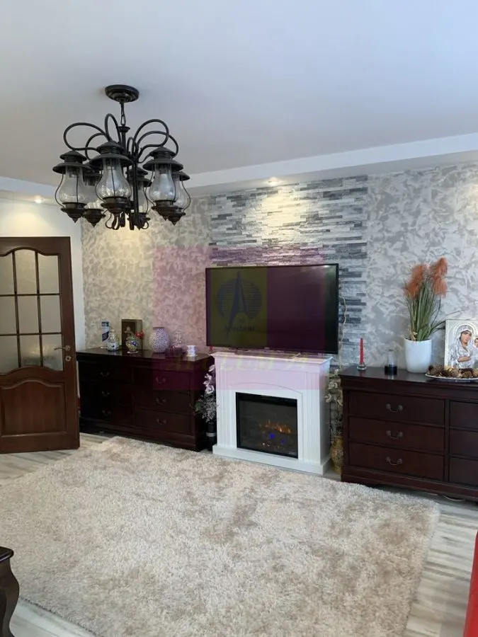 Apartament 3 camere București - poza 1