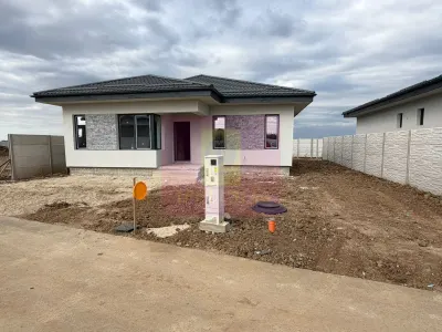 Casă noua 4 camere, apă, canalizare, gaze, asfalt, Dragomiresti Vale - Dragomiresti-Vale