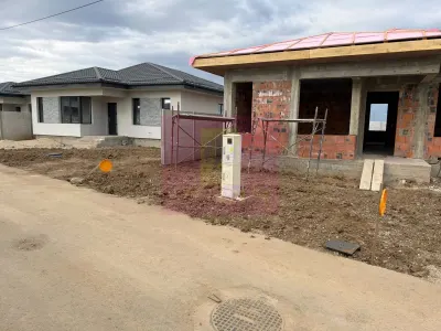 Casă 4 camere Dragomiresti-Vale - poza 6