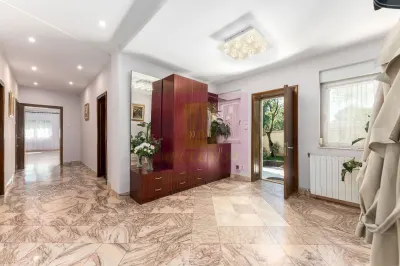 Casă 8 camere București - poza 13