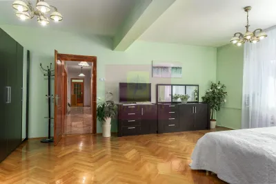 Casă 8 camere București - poza 21