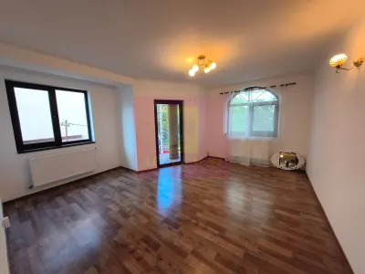 Casă 7 camere București - poza 19
