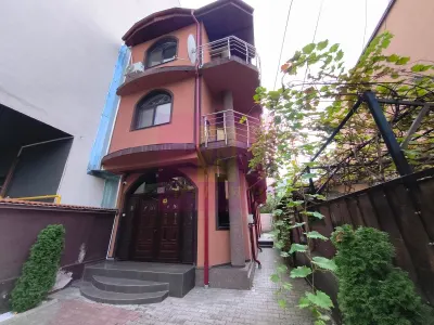 Casă 7 camere București - poza 48