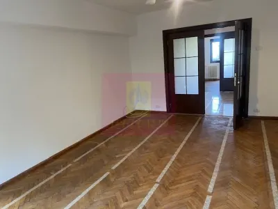 Apartament 4 camere București - poza 18