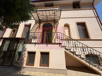 Casă 4 camere București - poza 2